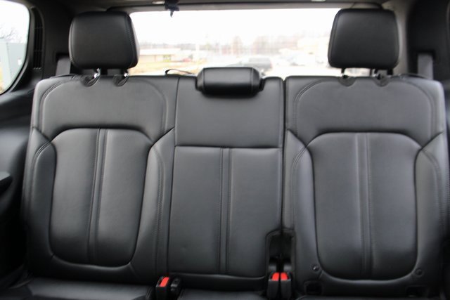 Used 2025 Jeep Wagoneer Series III w/ Premium Group I image 35