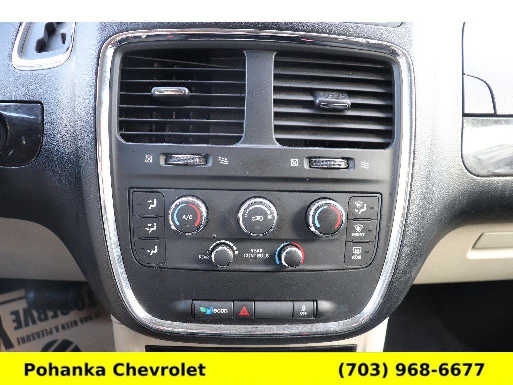 Used 2012 Dodge Grand Caravan SE image 14