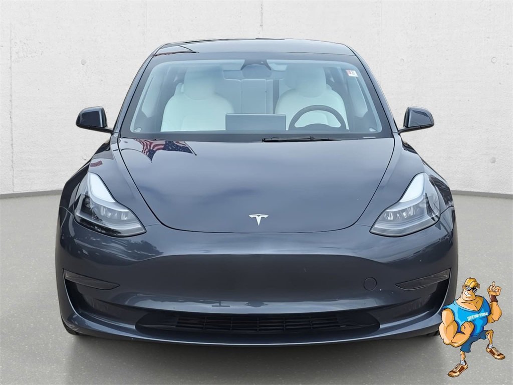 Used 2023 Tesla Model 3 Standard Range image 2