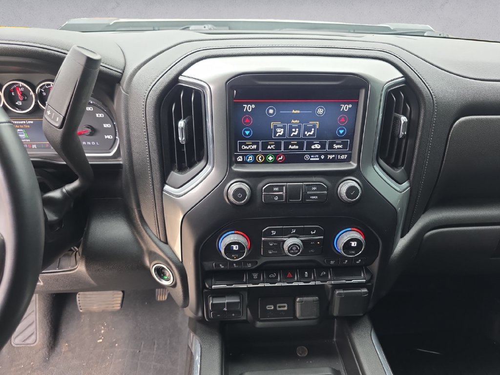 Used 2023 Chevrolet Silverado 2500 LTZ w/ LTZ Convenience Package AWD/4WD image 11