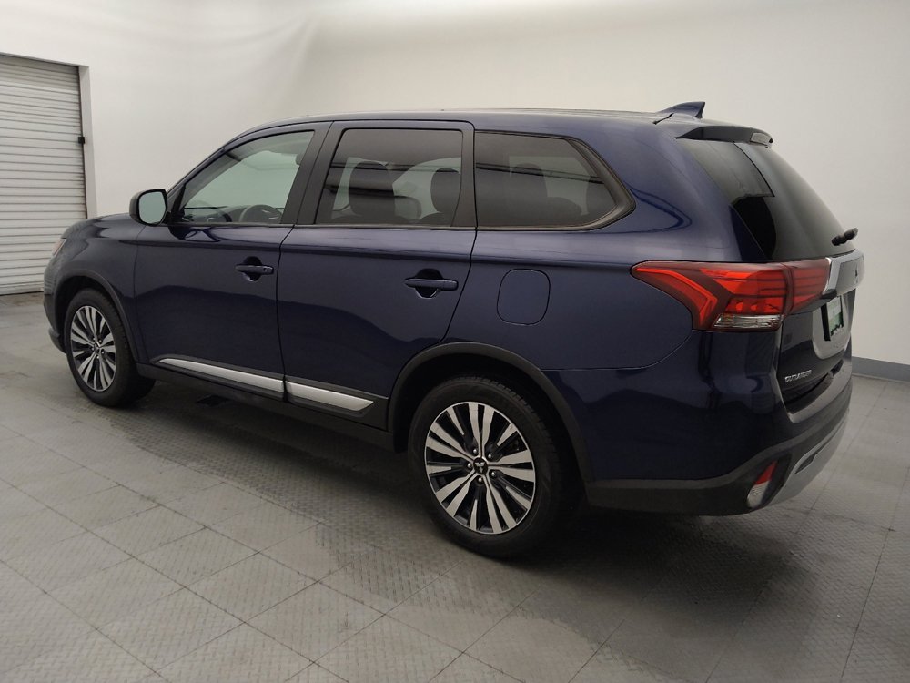 Used 2020 Mitsubishi Outlander ES image 3