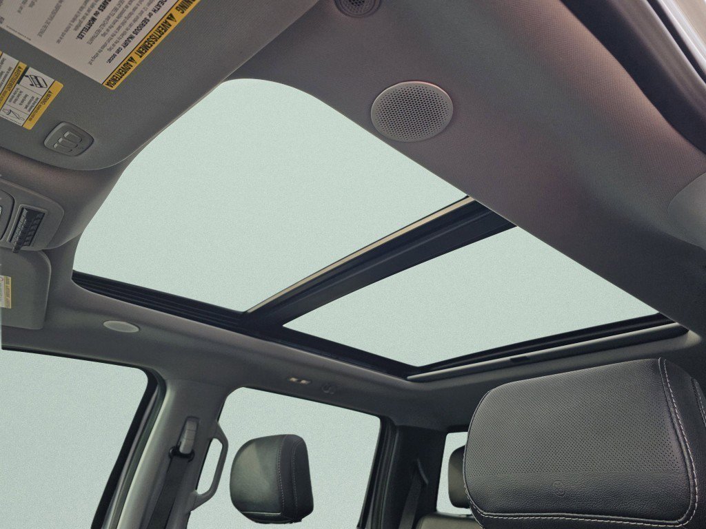 Used 2023 Ford F250 Lariat w/ Lariat Ultimate Package image 8