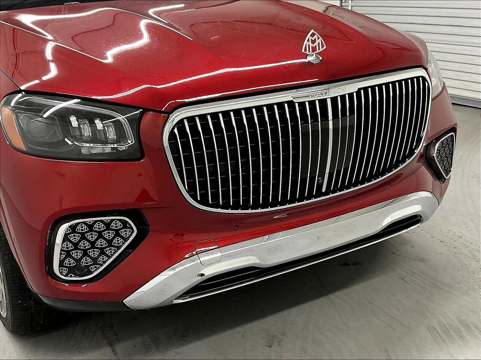 Used 2024 Mercedes-Benz Maybach GLS 600 4MATIC image 36
