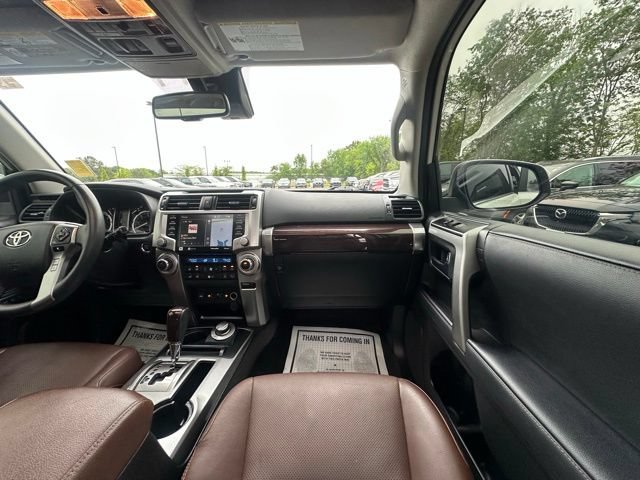 Used 2022 Toyota 4Runner Limited AWD/4WD image 28