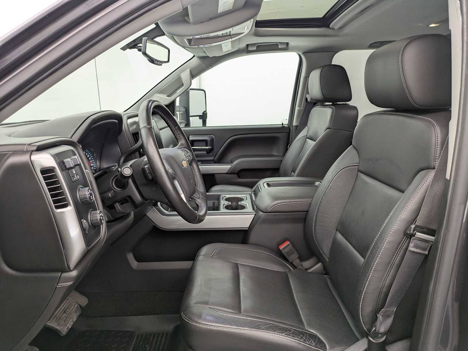 Used 2015 Chevrolet Silverado 1500 LTZ Z71 w/ LTZ Plus Package image 18