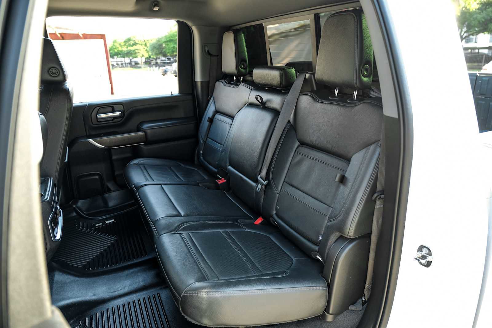 Used 2022 GMC Sierra 3500 Denali w/ Denali Ultimate Package AWD/4WD image 38