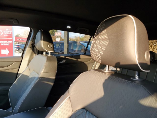 Certified 2025 Volkswagen Atlas Cross Sport SEL Premium R-Line image 16