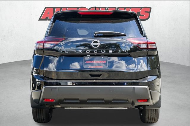 New 2026 Nissan Rogue SV image 5