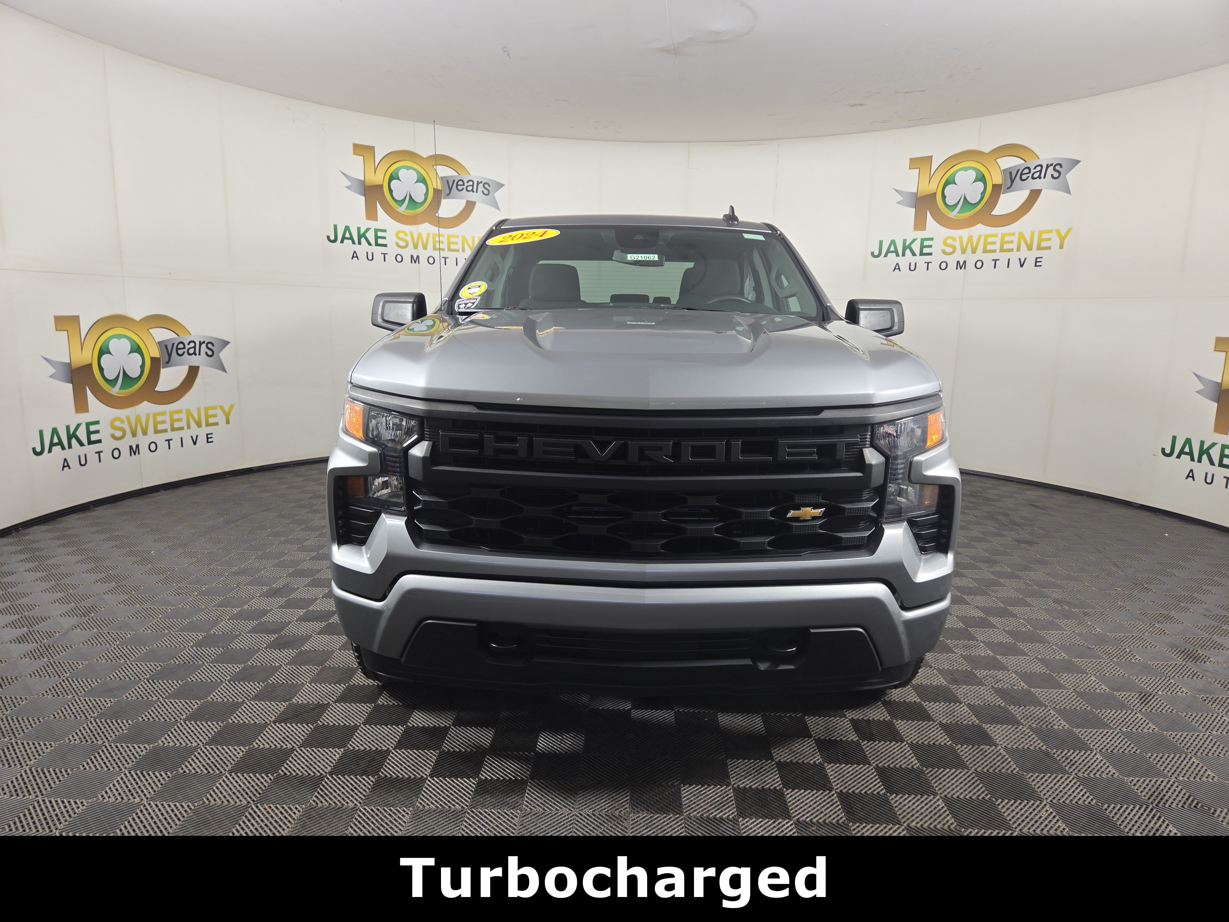 Certified 2024 Chevrolet Silverado 1500 Custom AWD/4WD image 2