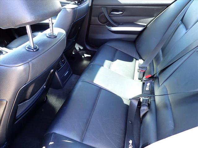 Used 2006 BMW 330xi Sedan AWD/4WD image 8