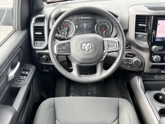 New 2026 RAM 1500 Express AWD/4WD image 34