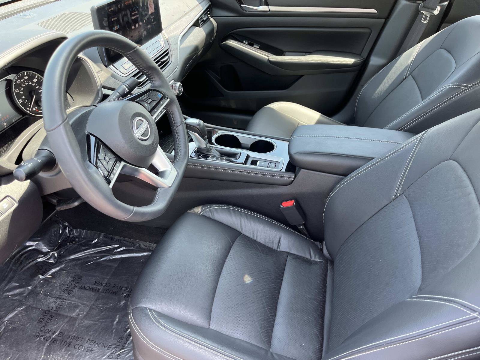 Used 2024 Nissan Altima 2.5 SL FWD image 25