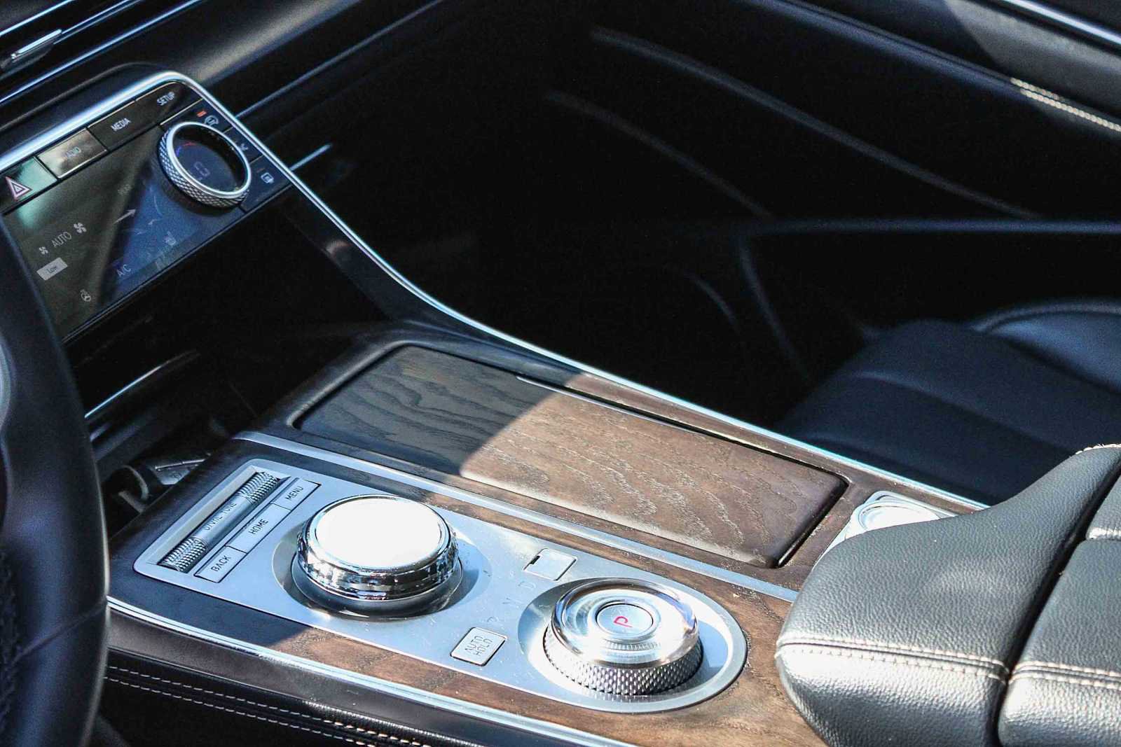 Used 2023 Genesis GV80 2.5T image 19