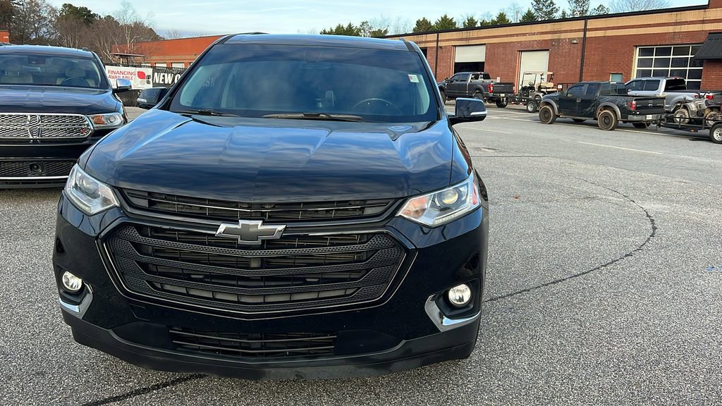 Used 2019 Chevrolet Traverse LT image 2