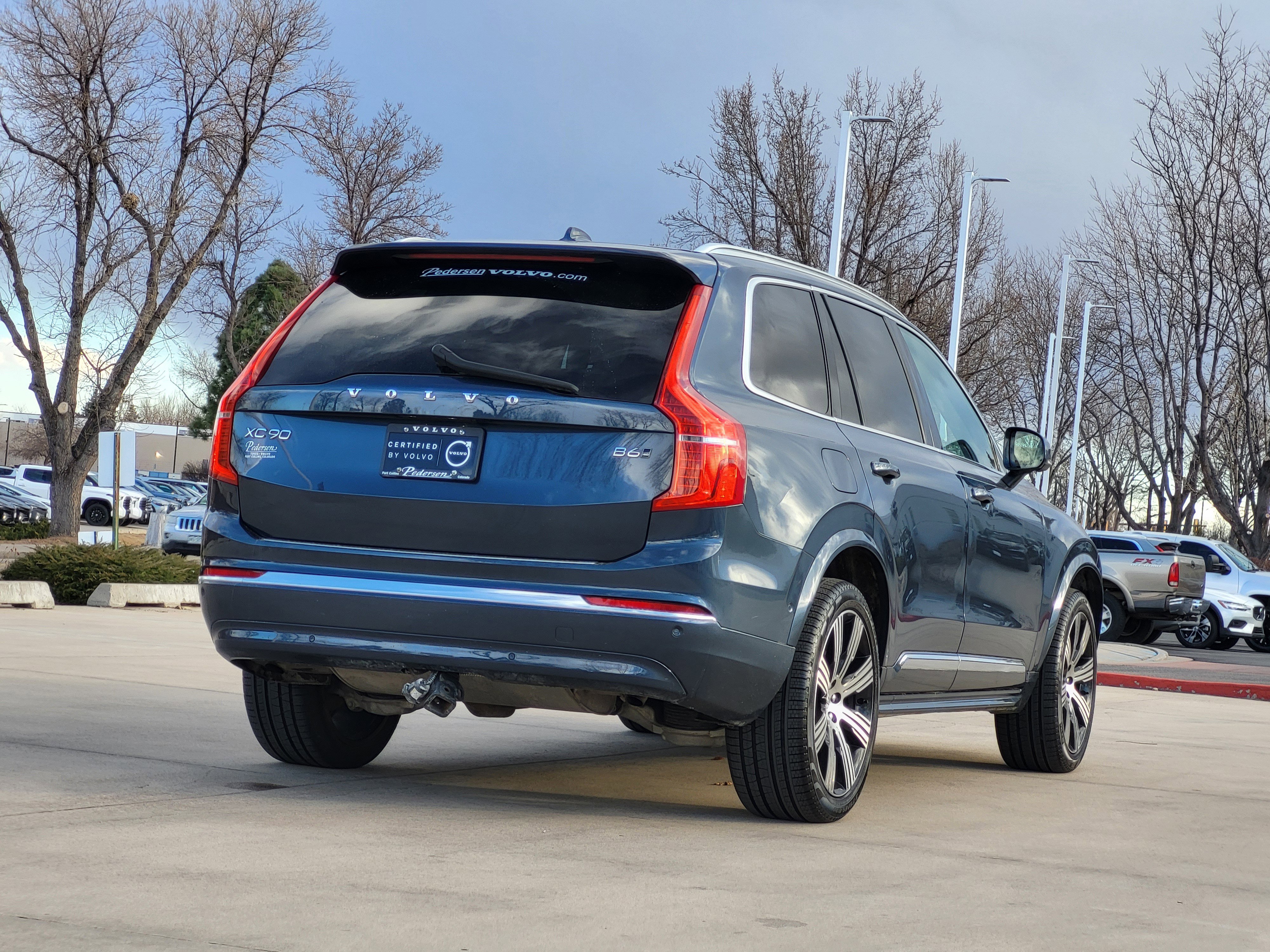 Certified 2023 Volvo XC90 B6 Ultimate w/ Protection Package Premier image 7