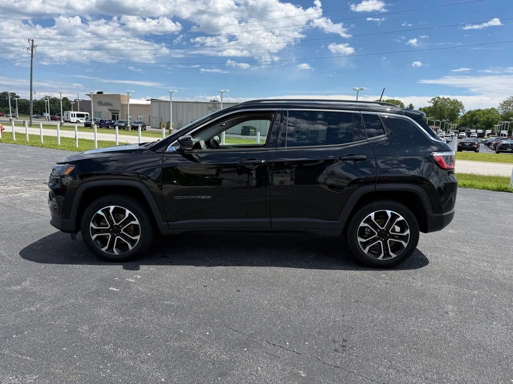 Used 2022 Jeep Compass Limited AWD/4WD image 4