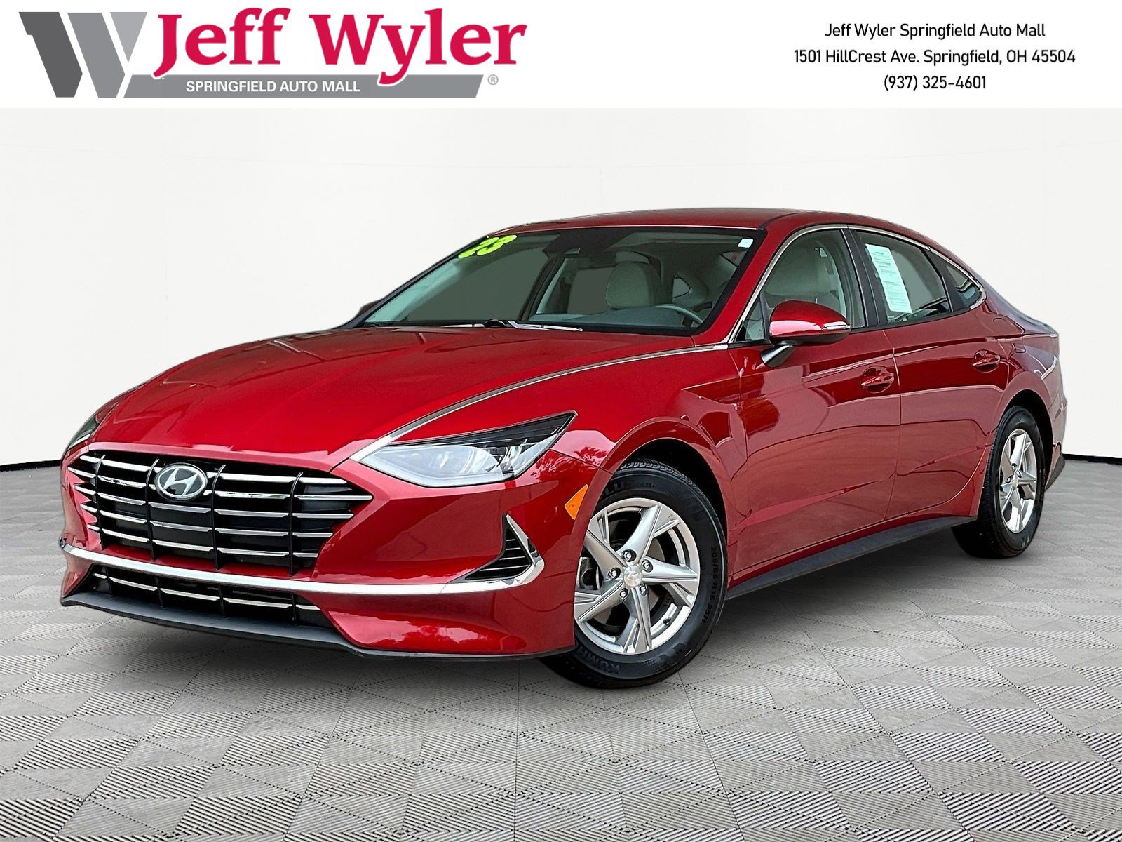 Used 2023 Hyundai Sonata SE w/ Cargo Package FWD image 1