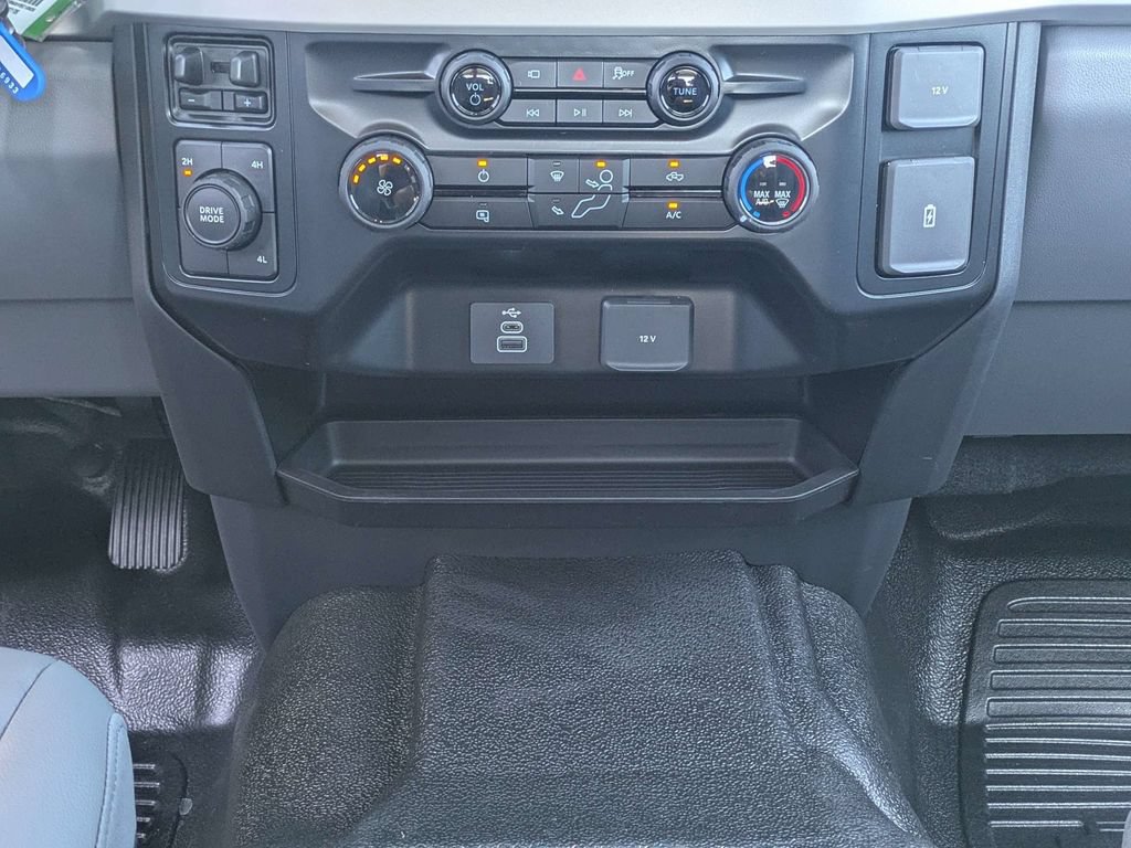 New 2027 Ford F250 XL w/ 360-Degree Camera Package AWD/4WD image 18