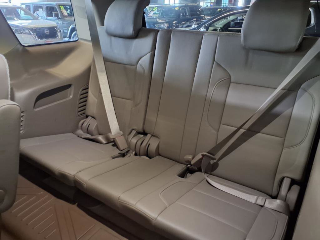 Used 2016 Chevrolet Tahoe LTZ image 16