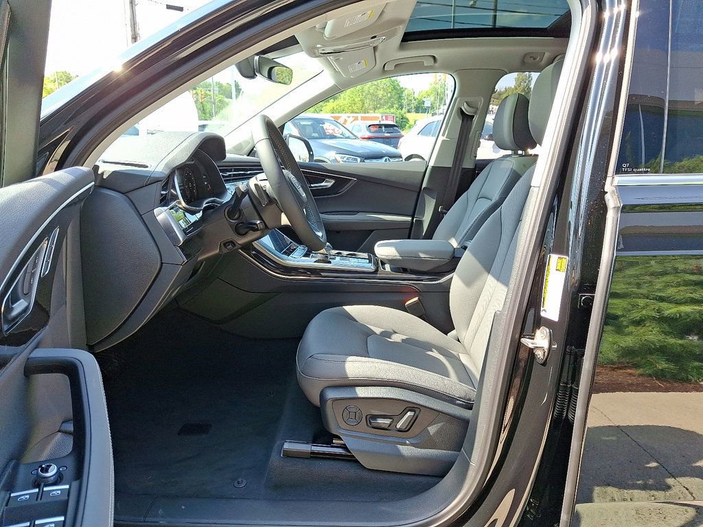 New 2025 Audi Q7 3.0T Premium Plus image 12