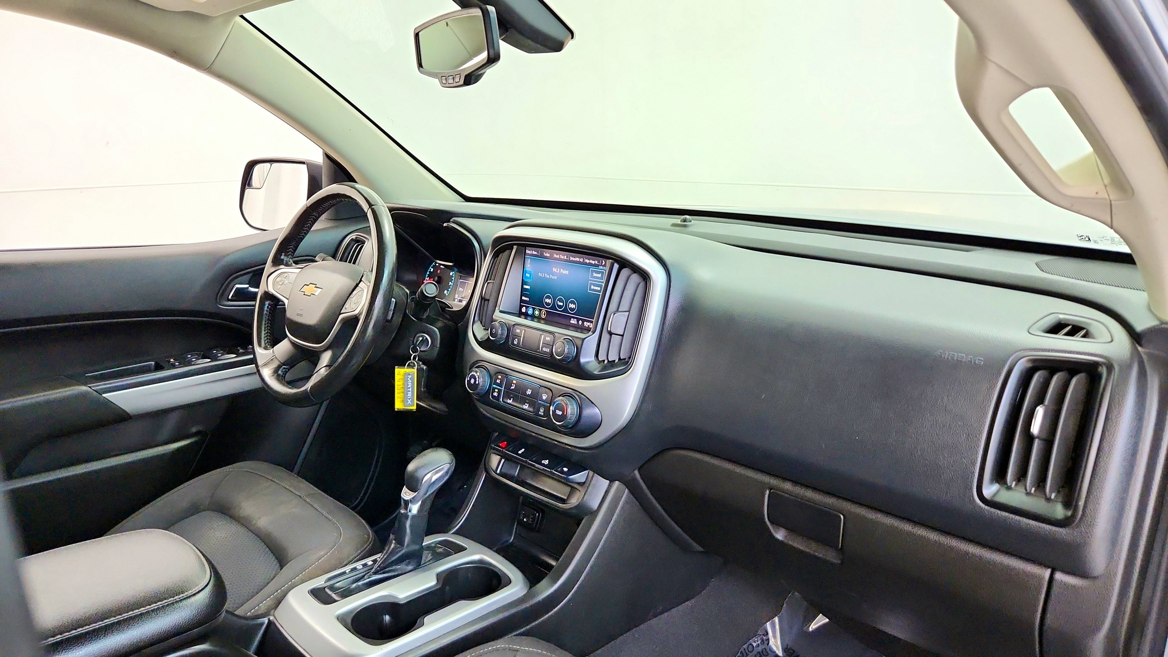 Used 2022 Chevrolet Colorado LT w/ LT Convenience Package AWD/4WD image 28