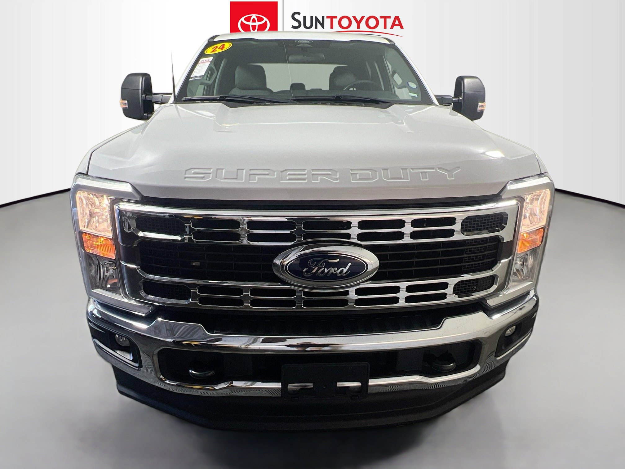 Used 2024 Ford F350 XLT image 10