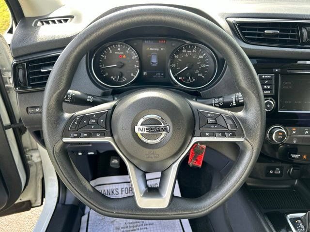 Used 2022 Nissan Rogue Sport S FWD image 16