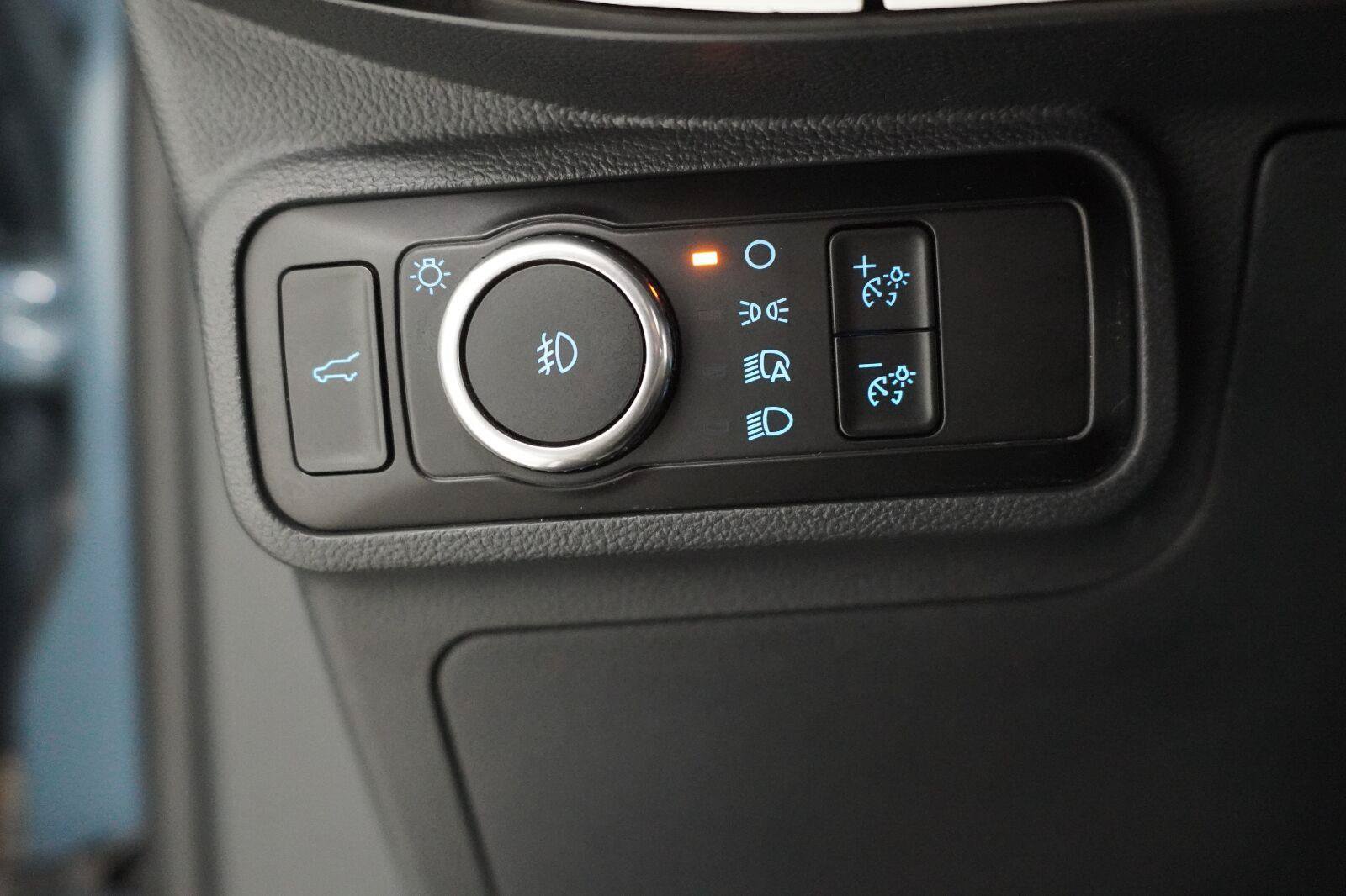 Used 2025 Ford Explorer ST-Line w/ Premium Package RWD image 14
