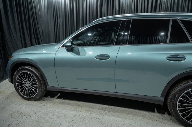 New 2026 Mercedes-Benz GLC 300 image 5