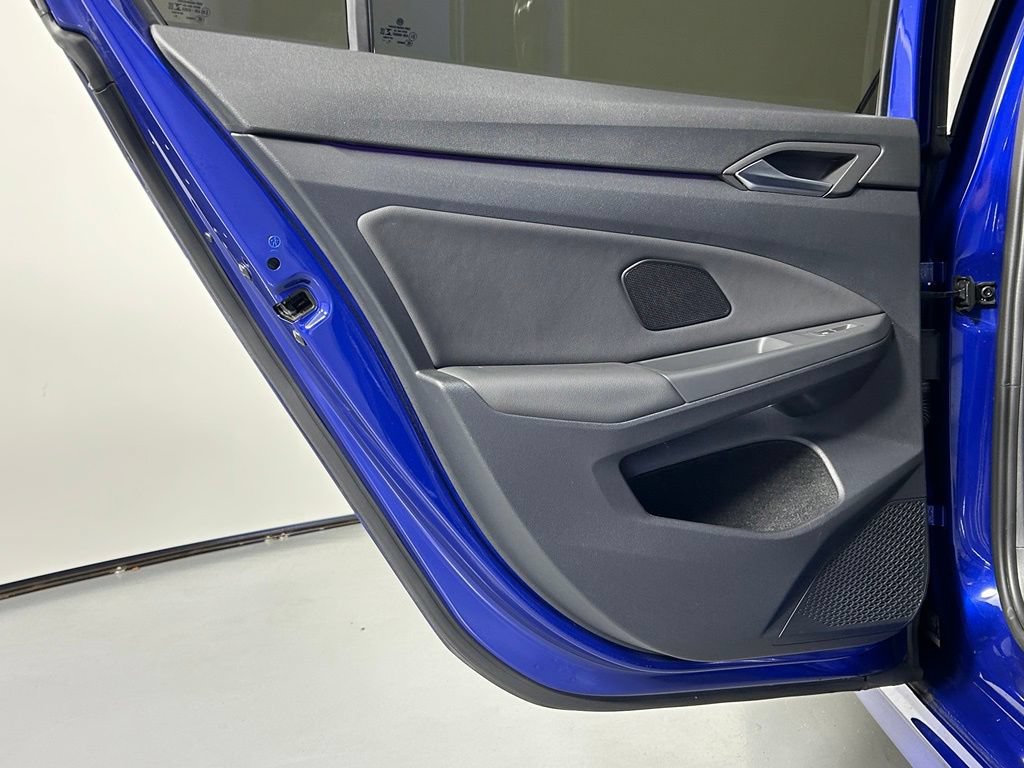 Used 2022 Volkswagen Golf R AWD/4WD image 14