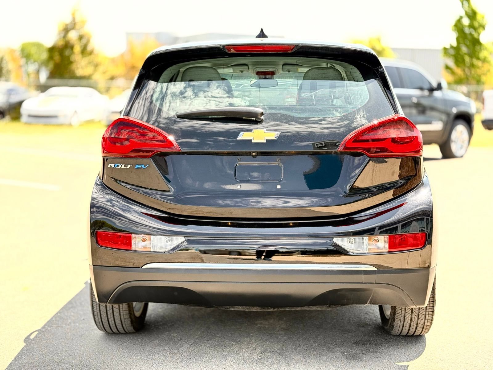 Used 2018 Chevrolet Bolt LT FWD image 11