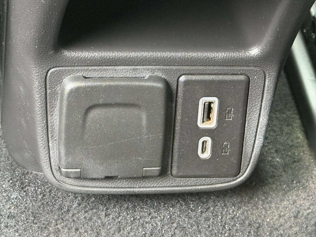 Used 2023 Chevrolet TrailBlazer LT w/ Convenience Package AWD/4WD image 13