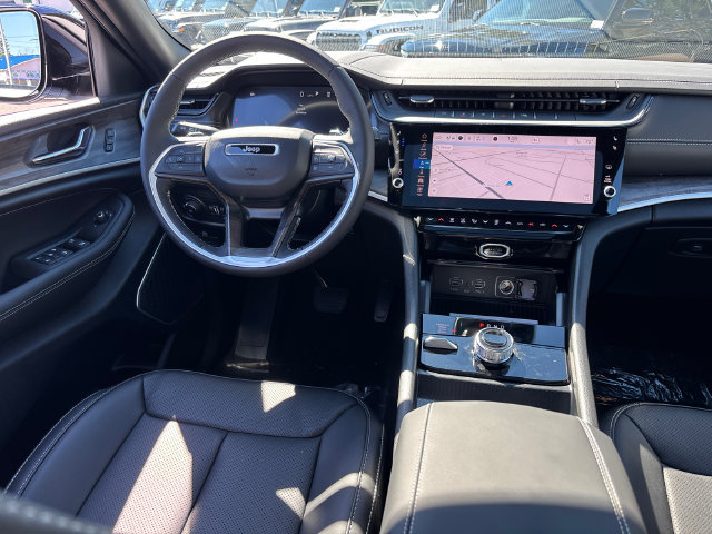 New 2027 Jeep Grand Cherokee L Limited AWD/4WD image 14