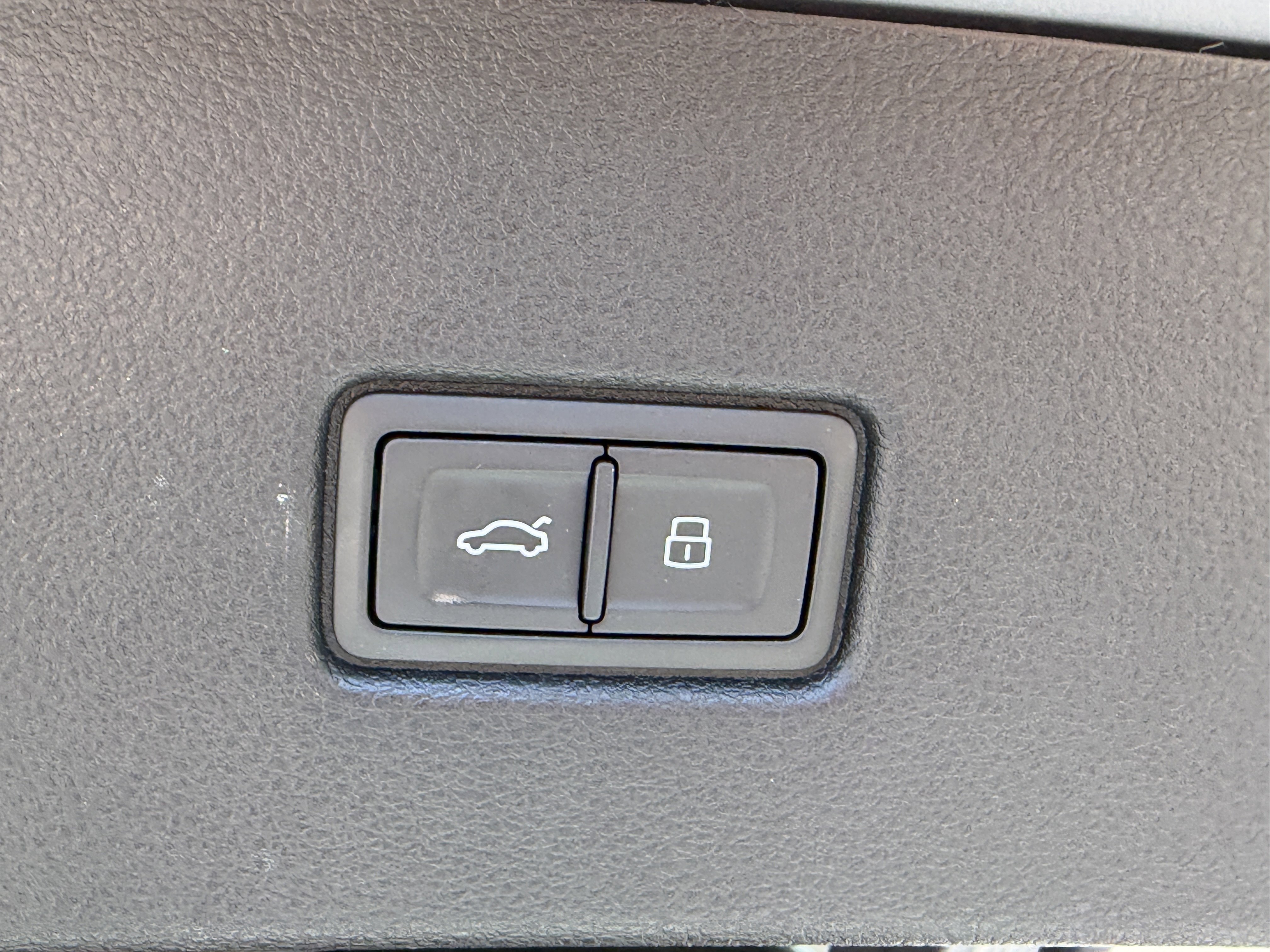 Used 2024 Audi SQ5 Premium Plus AWD/4WD image 15