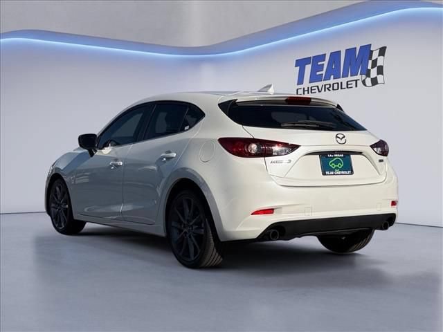 Used 2018 MAZDA MAZDA3 Touring FWD image 3