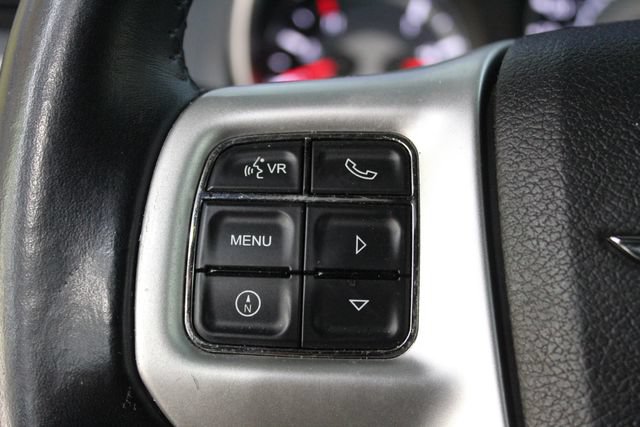 Used 2012 Chrysler 200 Limited FWD image 14