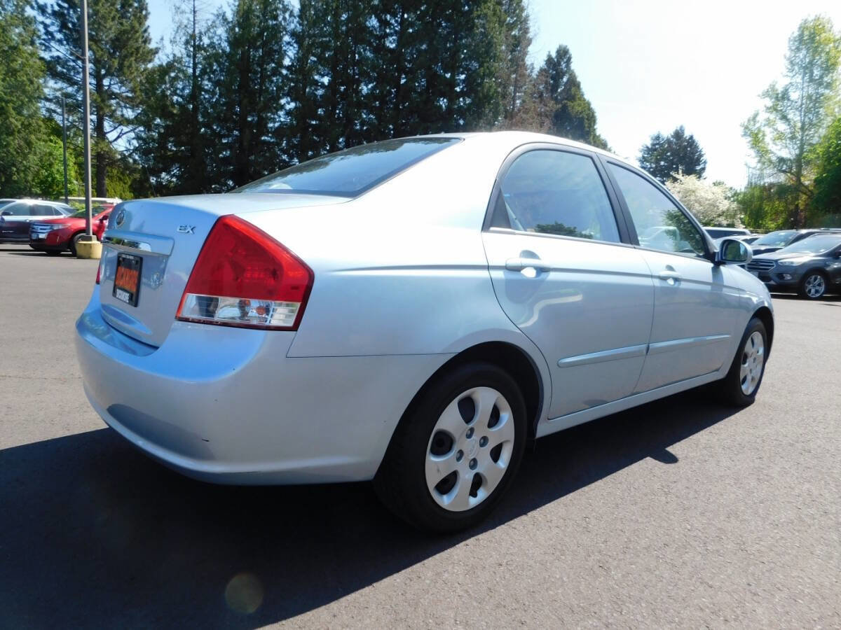 Used 2008 Kia Spectra EX image 2