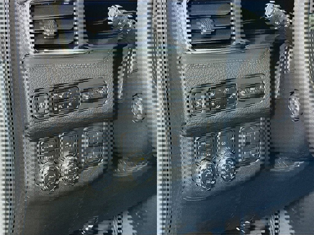 Certified 2024 GMC Yukon Denali w/ Denali Reserve Package image 5