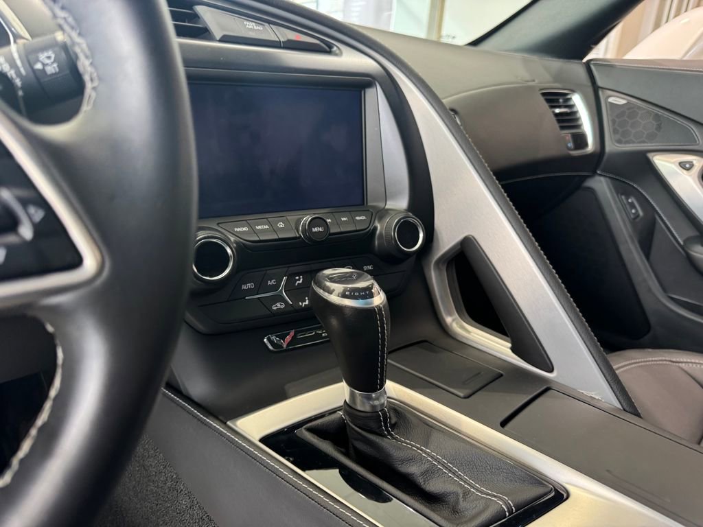 Used 2017 Chevrolet Corvette Stingray Coupe w/ Z51 1LT image 13