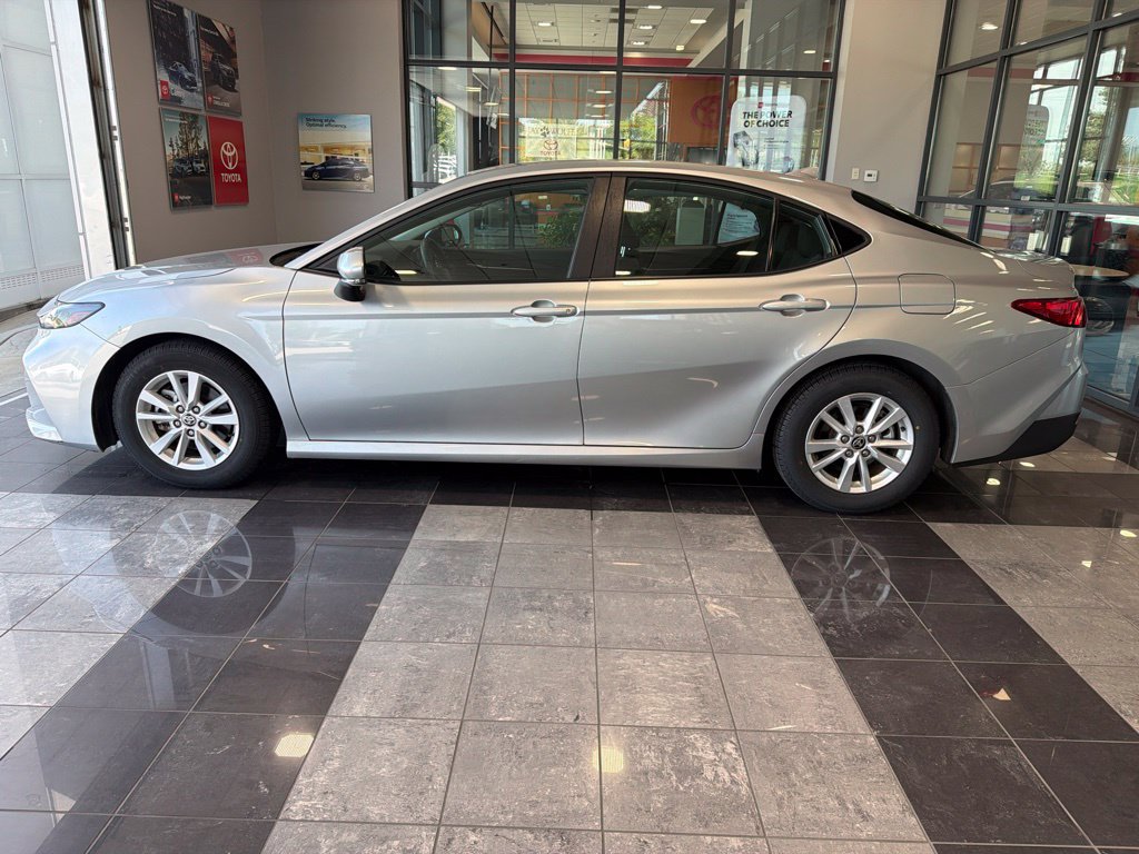 Certified 2025 Toyota Camry LE FWD image 3