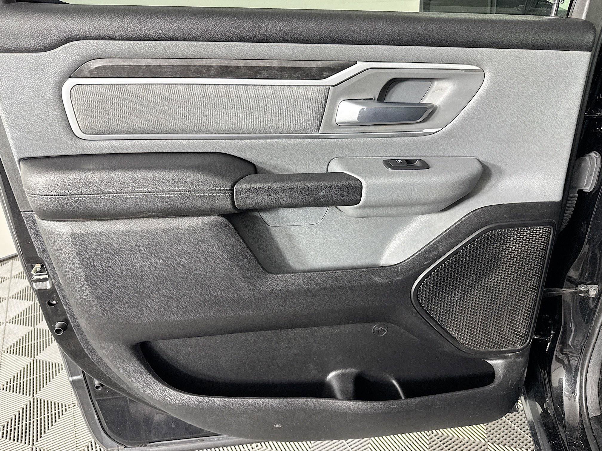 Used 2021 RAM 1500 Big Horn image 25