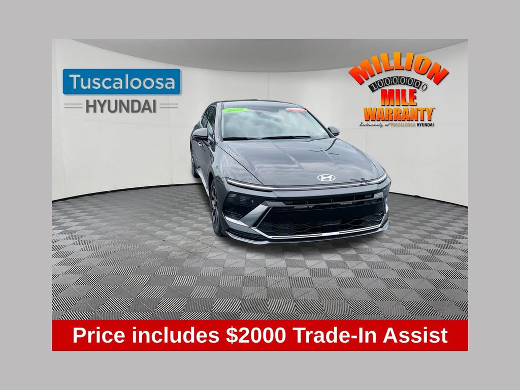 Used 2025 Hyundai Sonata SEL FWD image 1