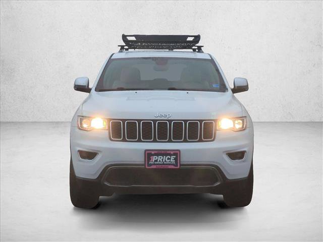 Used 2017 Jeep Grand Cherokee Limited image 2
