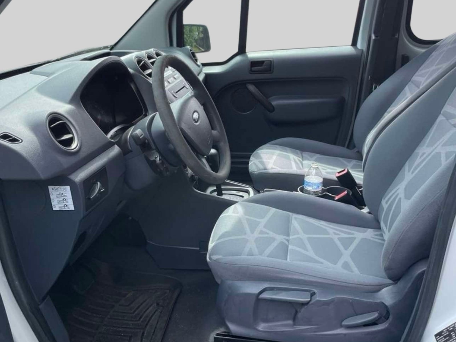 Used 2012 Ford Transit Connect XLT FWD image 2