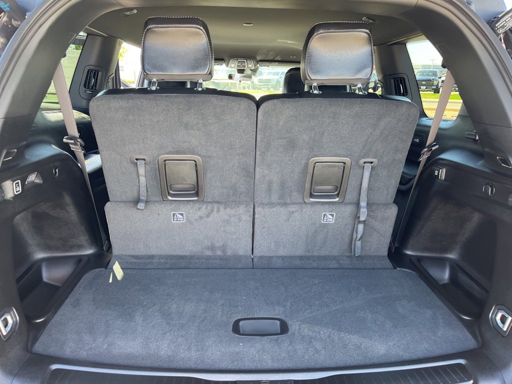 New 2025 Jeep Grand Cherokee L Limited w/ Black Appearance Package image 21