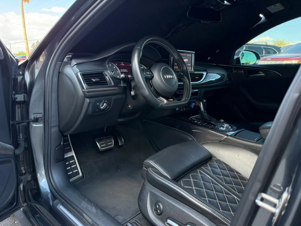 Used 2017 Audi S6 Premium Plus w/ S6 Sport Package AWD/4WD image 37