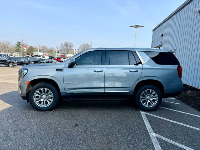 Used 2024 GMC Yukon Denali w/ Advanced Technology Package AWD/4WD image 4