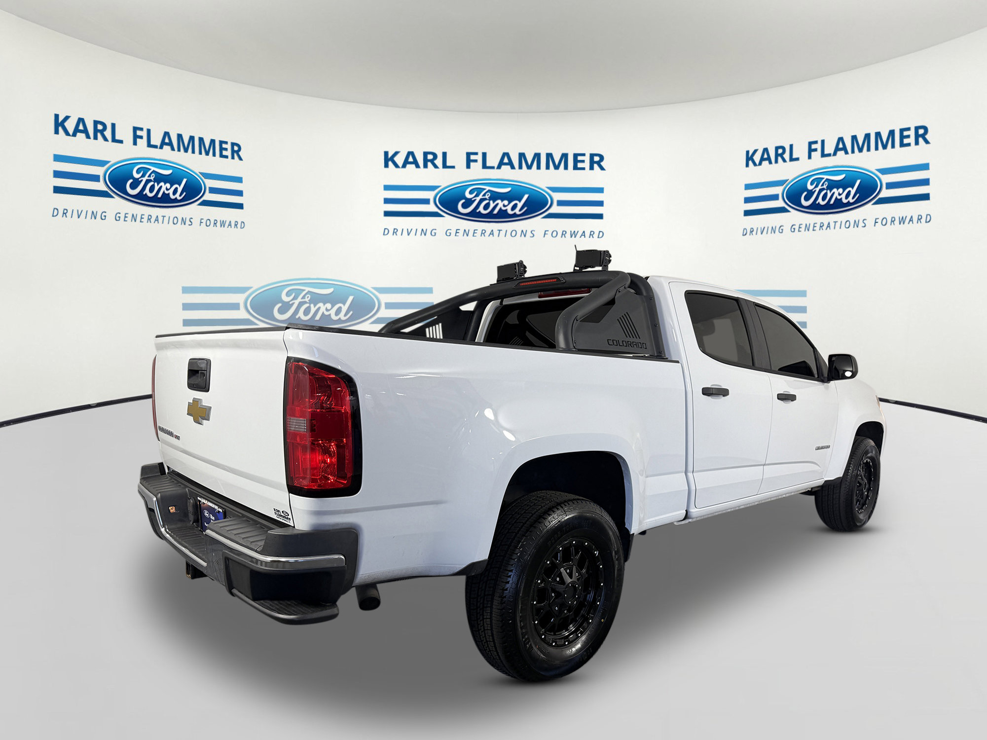 Used 2020 Chevrolet Colorado W/T w/ WT Convenience Package image 3