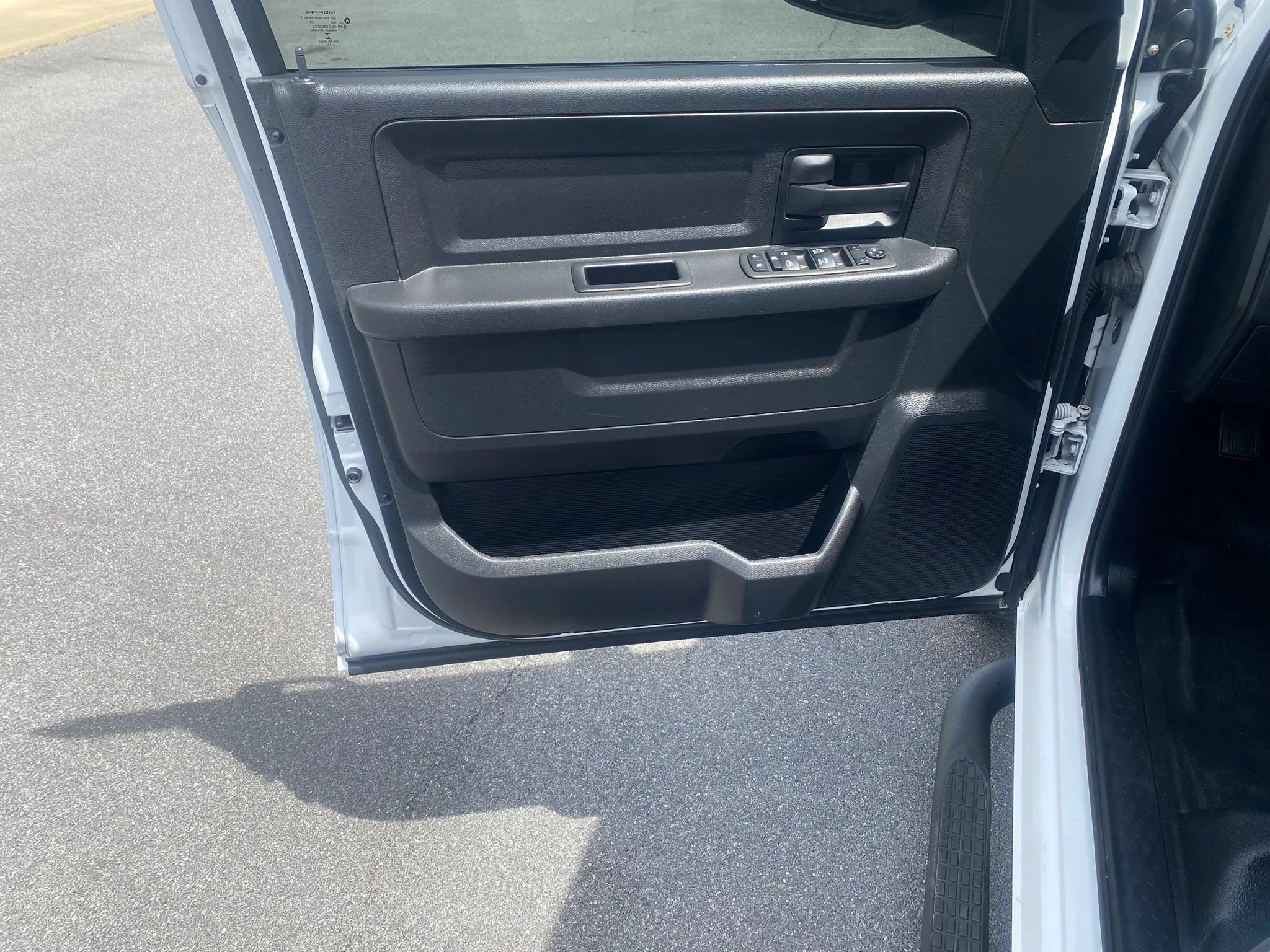 Used 2015 RAM 1500 Tradesman w/ Protection Group AWD/4WD image 9