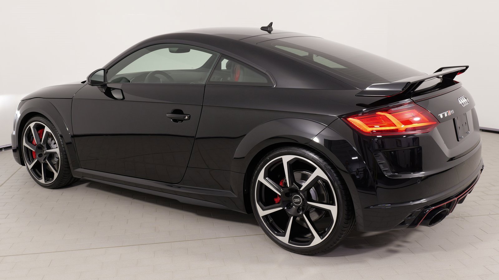 Used 2021 Audi TT RS image 14